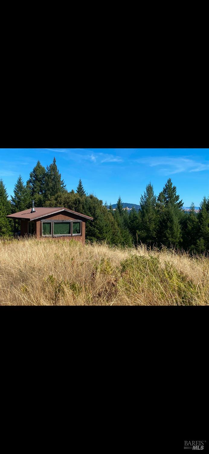 1701 Etter Ranch Road Garberville CA 95542