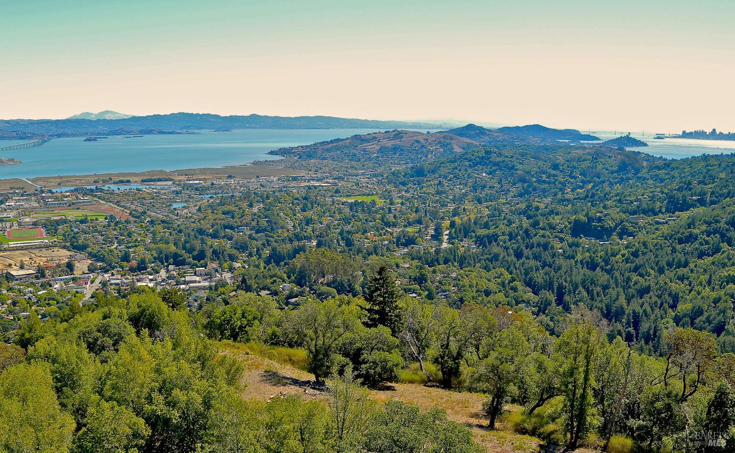 128 Ridgecrest Road Kentfield CA 94904