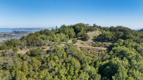 128 Ridgecrest Road Kentfield CA 94904