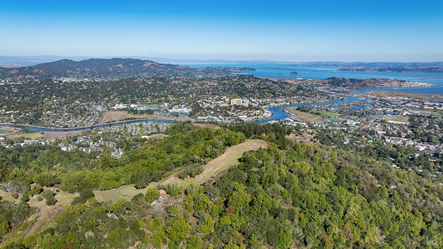 128 Ridgecrest Road Kentfield CA 94904