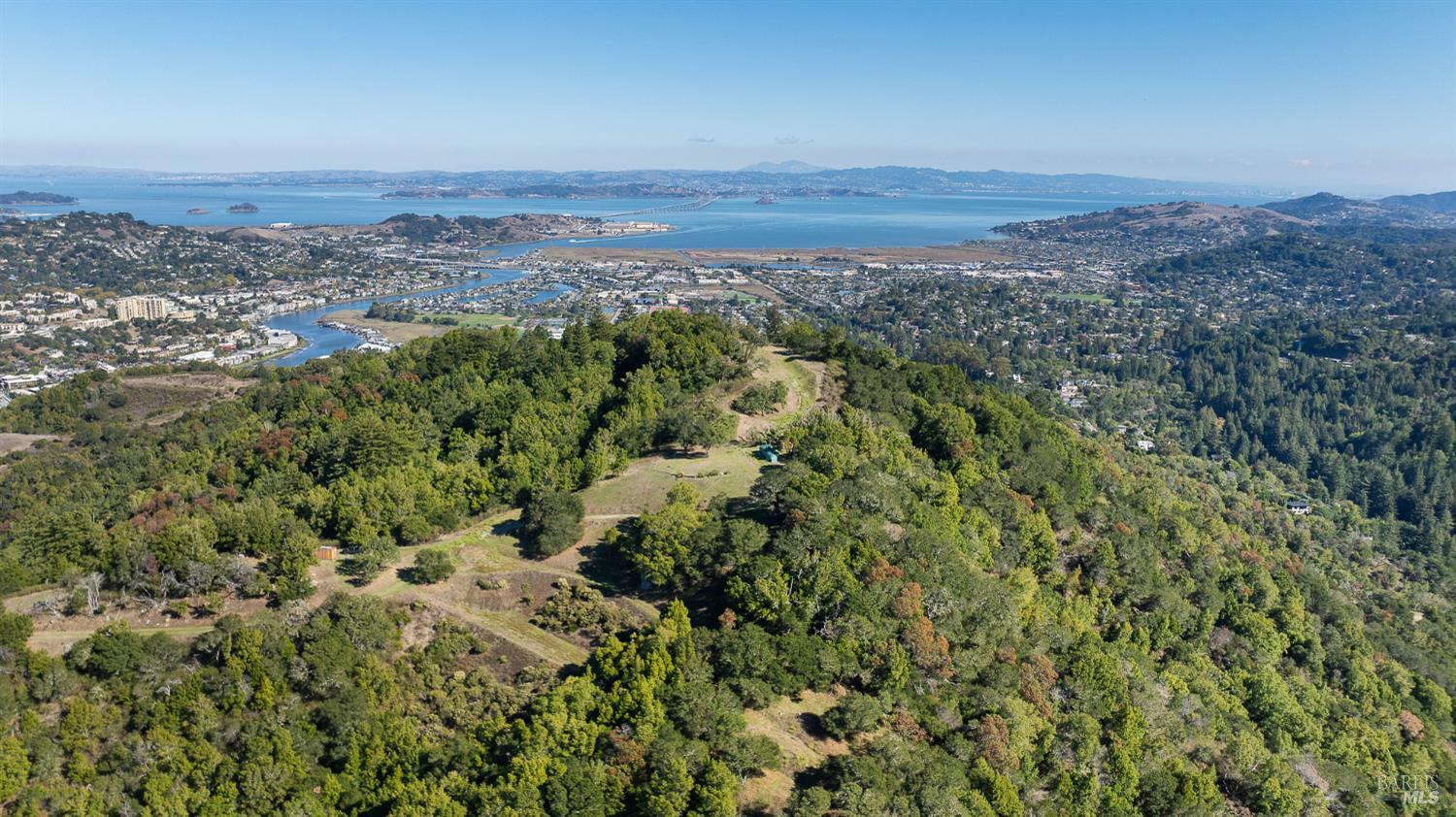 128 Ridgecrest Road Kentfield CA 94904