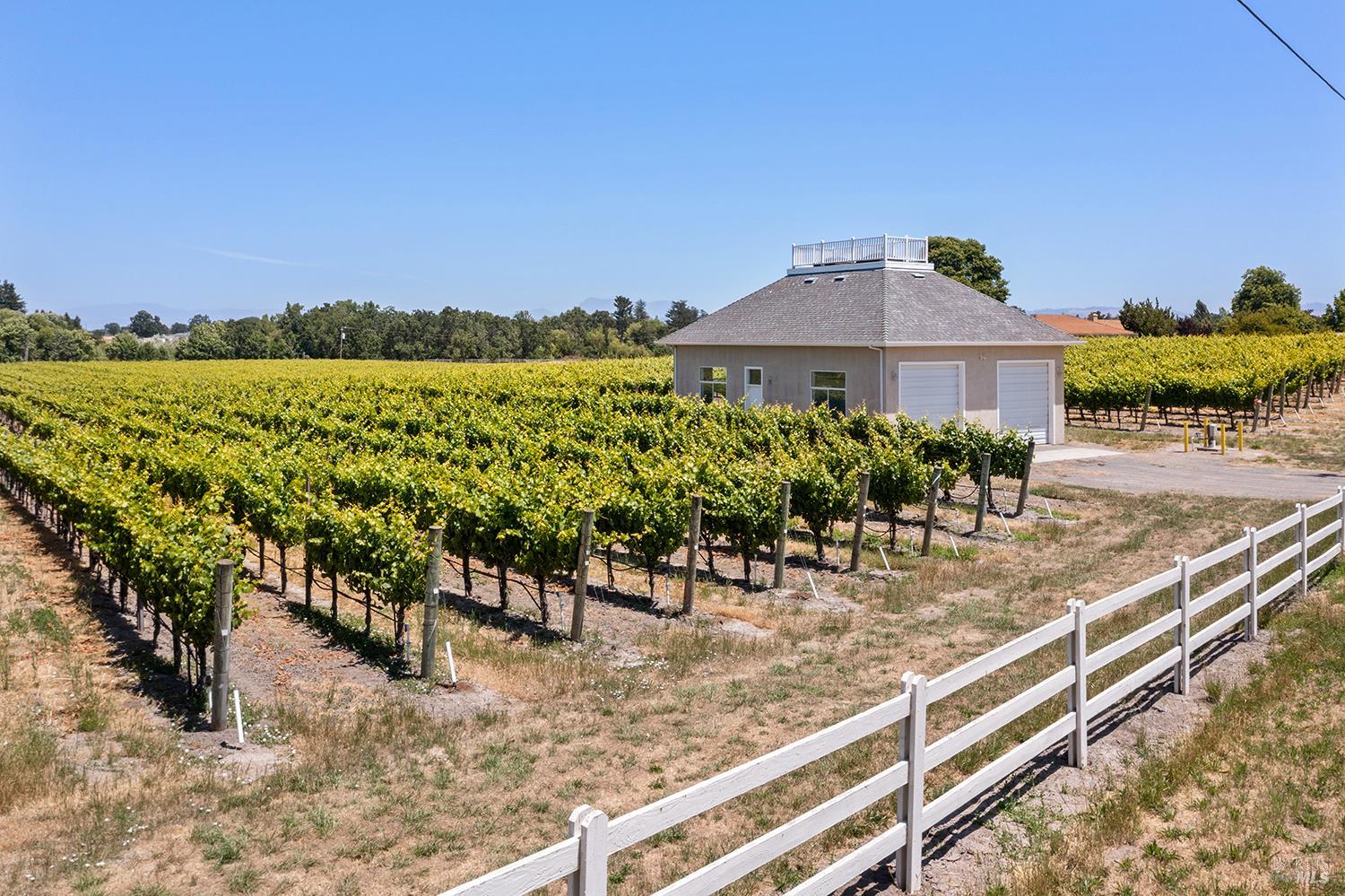 5505 Bravo Toro Lane Santa Rosa CA 95401