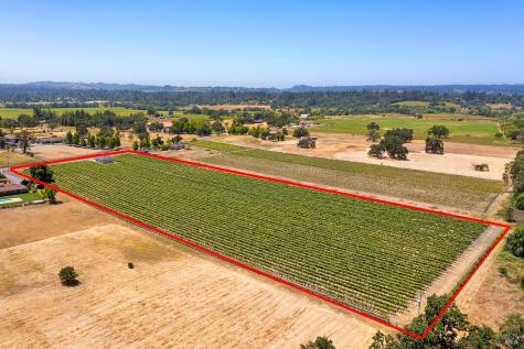 5505 Bravo Toro Lane Santa Rosa CA 95401