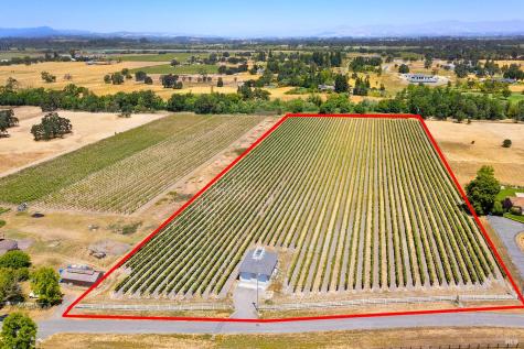 5505 Bravo Toro Lane Santa Rosa CA 95401