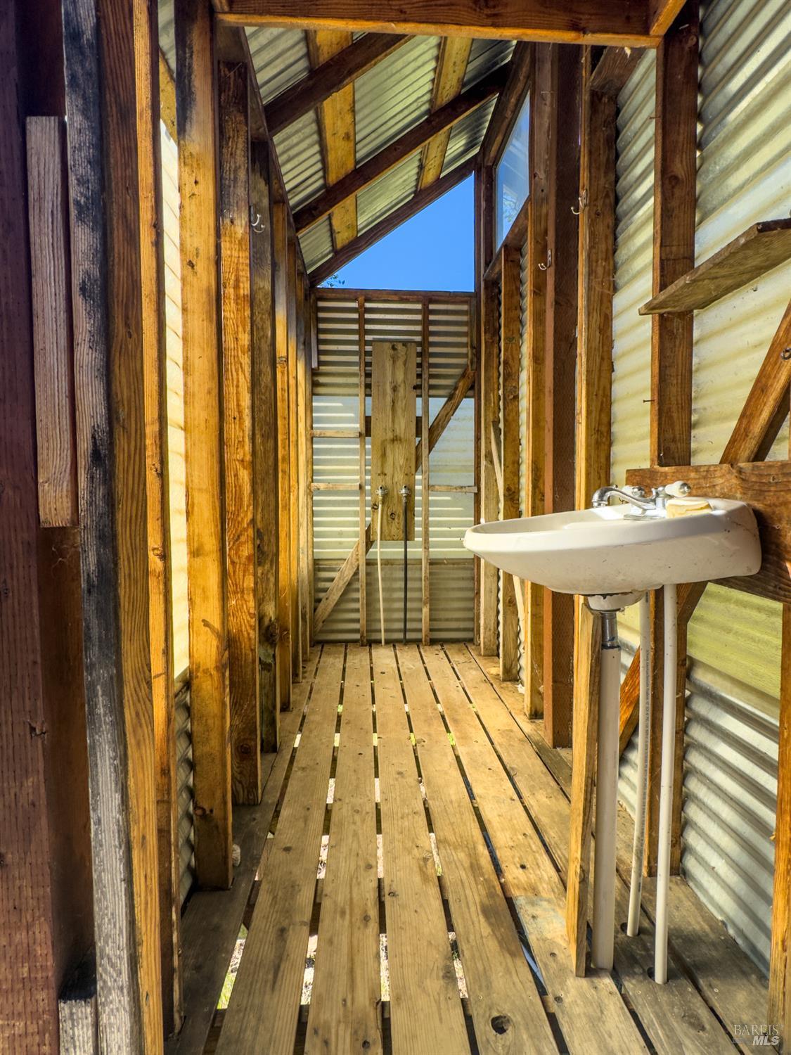 1510 Boonville Road Ukiah CA 95482
