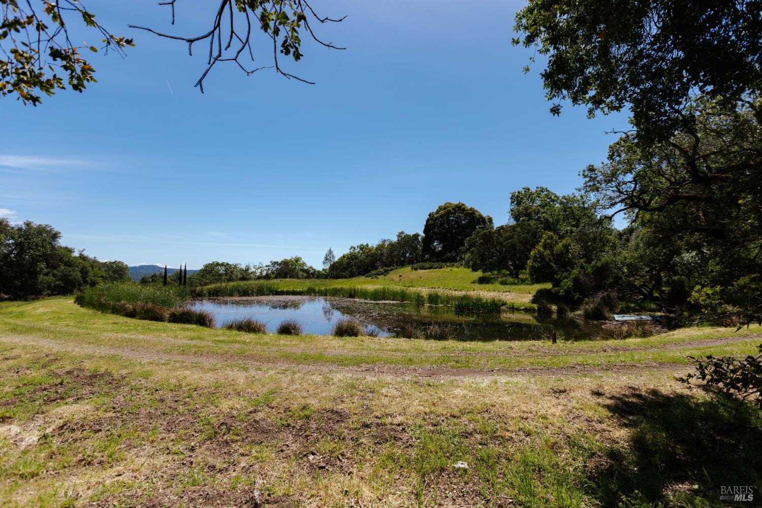 34021 Pine Mountain Road Cloverdale CA 95449
