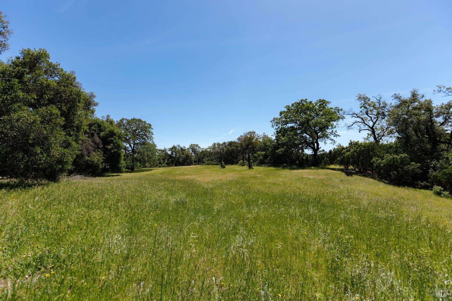 34021 Pine Mountain Road Cloverdale CA 95449