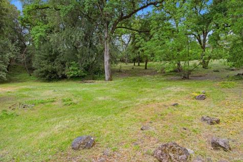 13766-13790 Arnold Drive Glen Ellen CA 95442