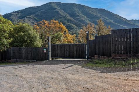 3011 County Road 110 Hopland CA 95449