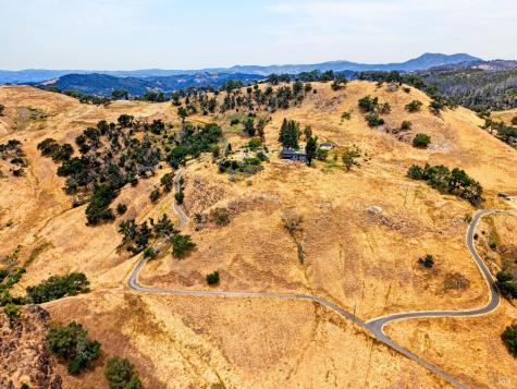 1483 Los Alamos Road Santa Rosa CA 95409