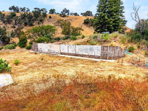 1483 Los Alamos Road Santa Rosa CA 95409
