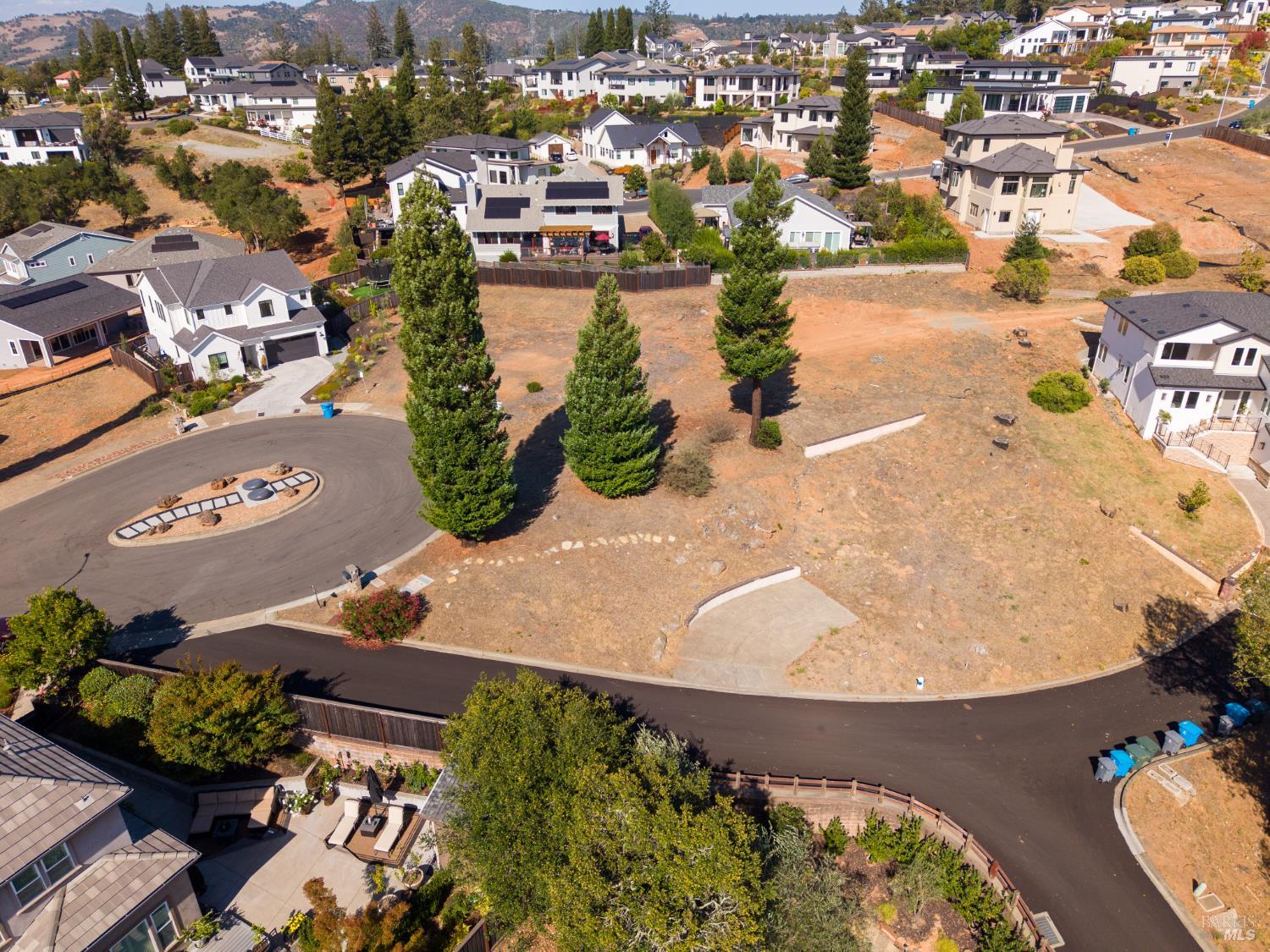 1940 Lyon Court Santa Rosa CA 95403