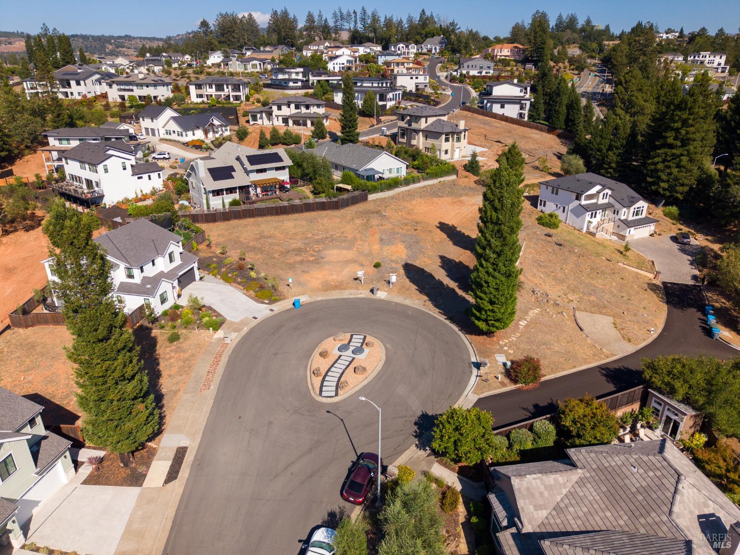 1940 Lyon Court Santa Rosa CA 95403