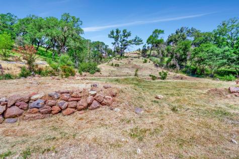 915 Wildwood Trail Santa Rosa CA 95409