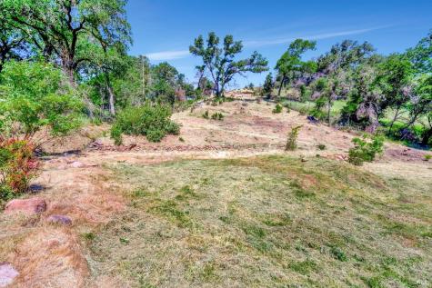 915 Wildwood Trail Santa Rosa CA 95409