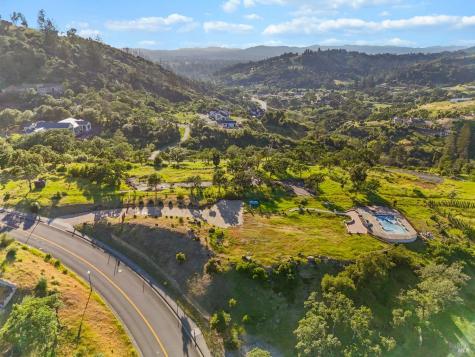 3981 Skyfarm Drive Santa Rosa CA 95403