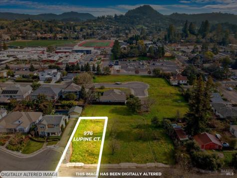 976 Lupine Court Healdsburg CA 95448
