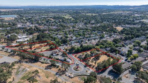 9551 Old Redwood Highway Windsor CA 95492