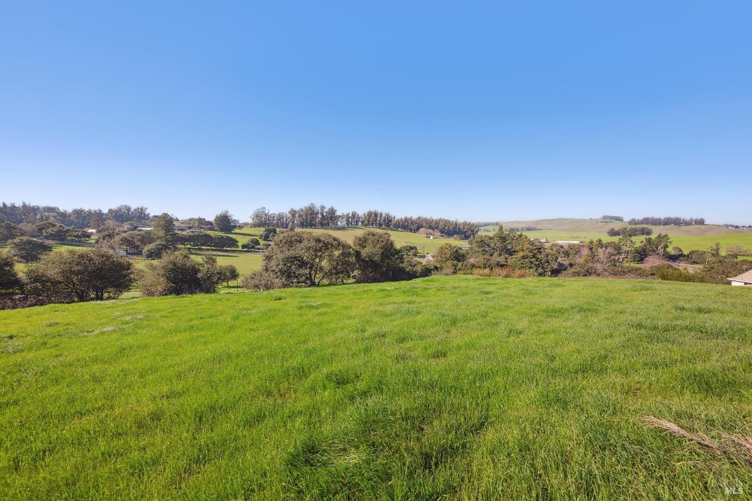 21 Valen Way Petaluma CA 94952