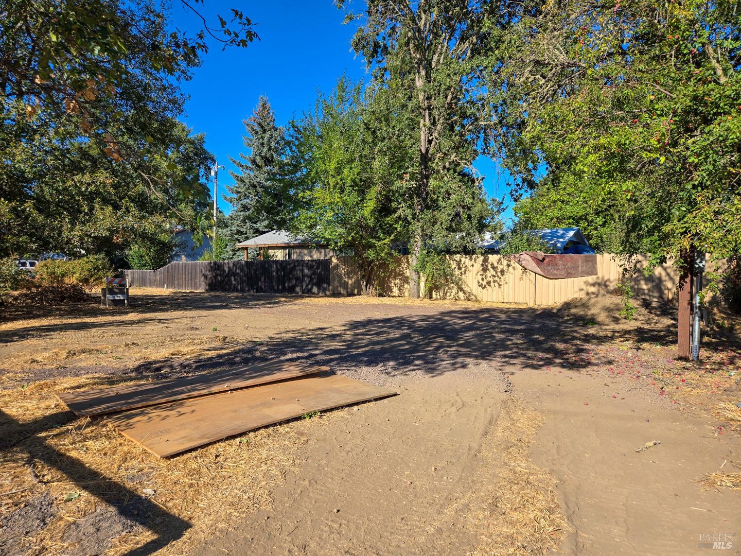 103 E Oak Street Willits CA 95490