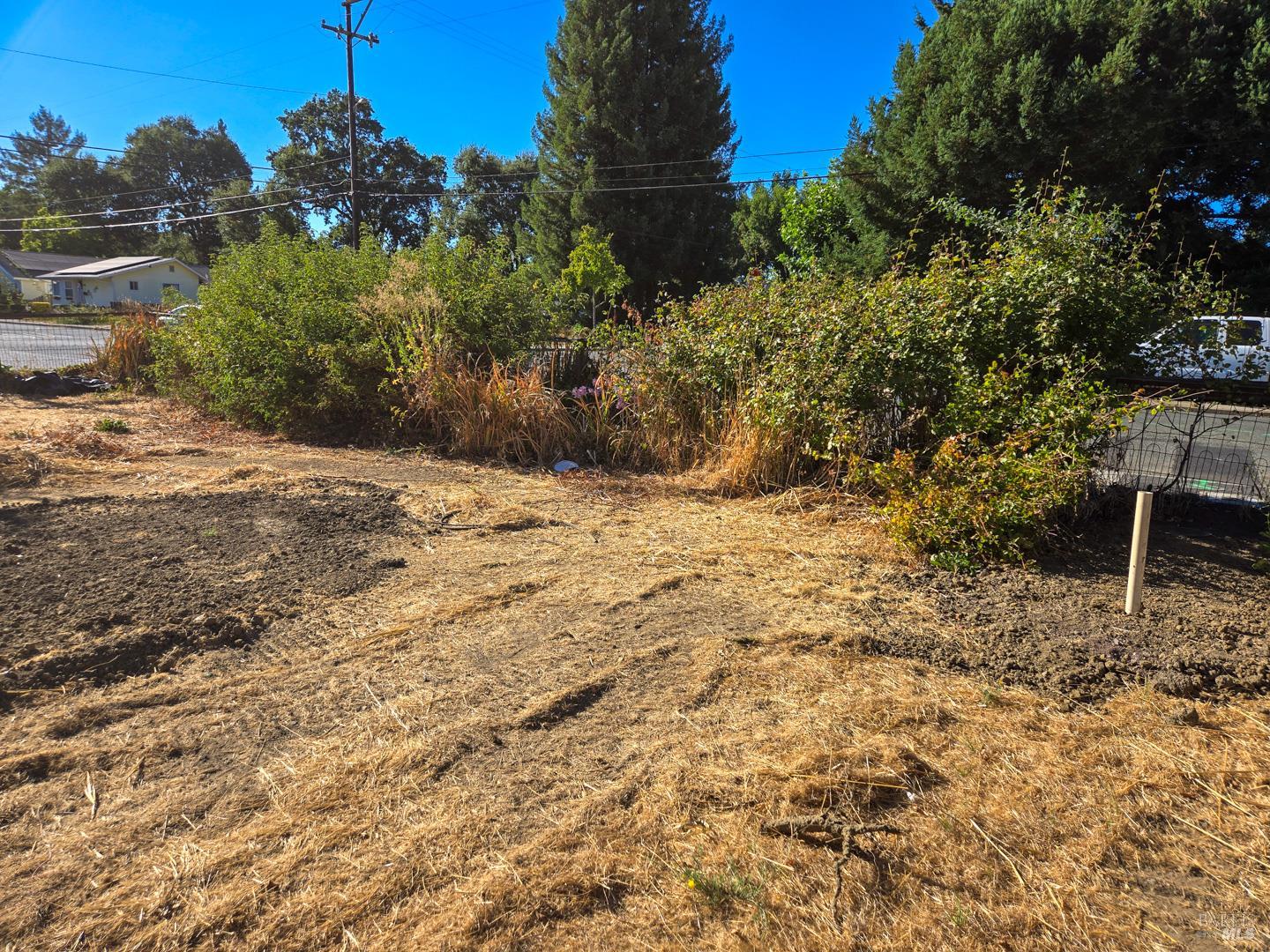 103 E Oak Street Willits CA 95490