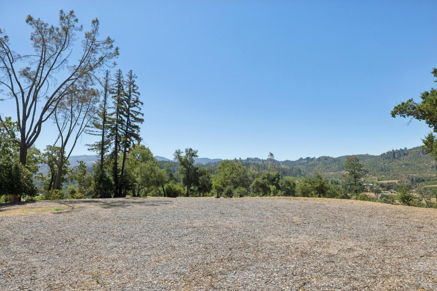 1128 Bennett Lane Calistoga CA 94515