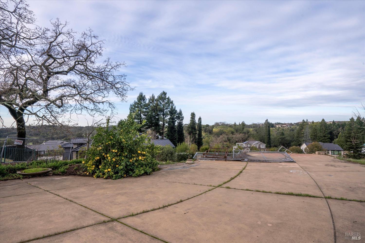 3600 Crown Hill Drive Santa Rosa CA 95404