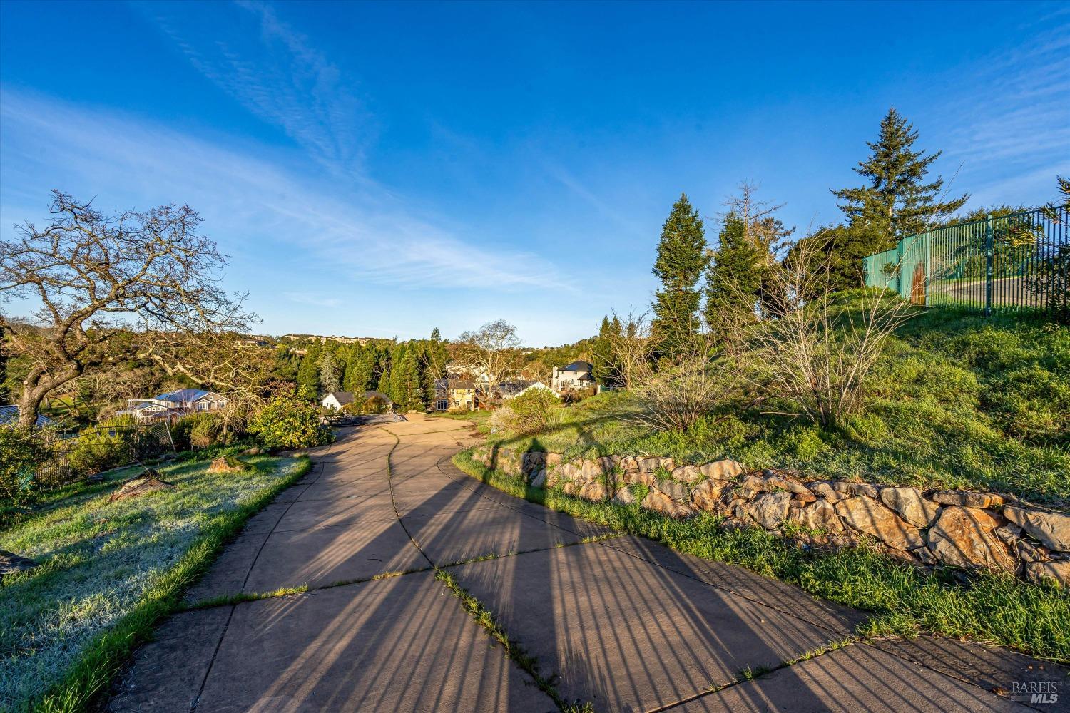 3600 Crown Hill Drive Santa Rosa CA 95404