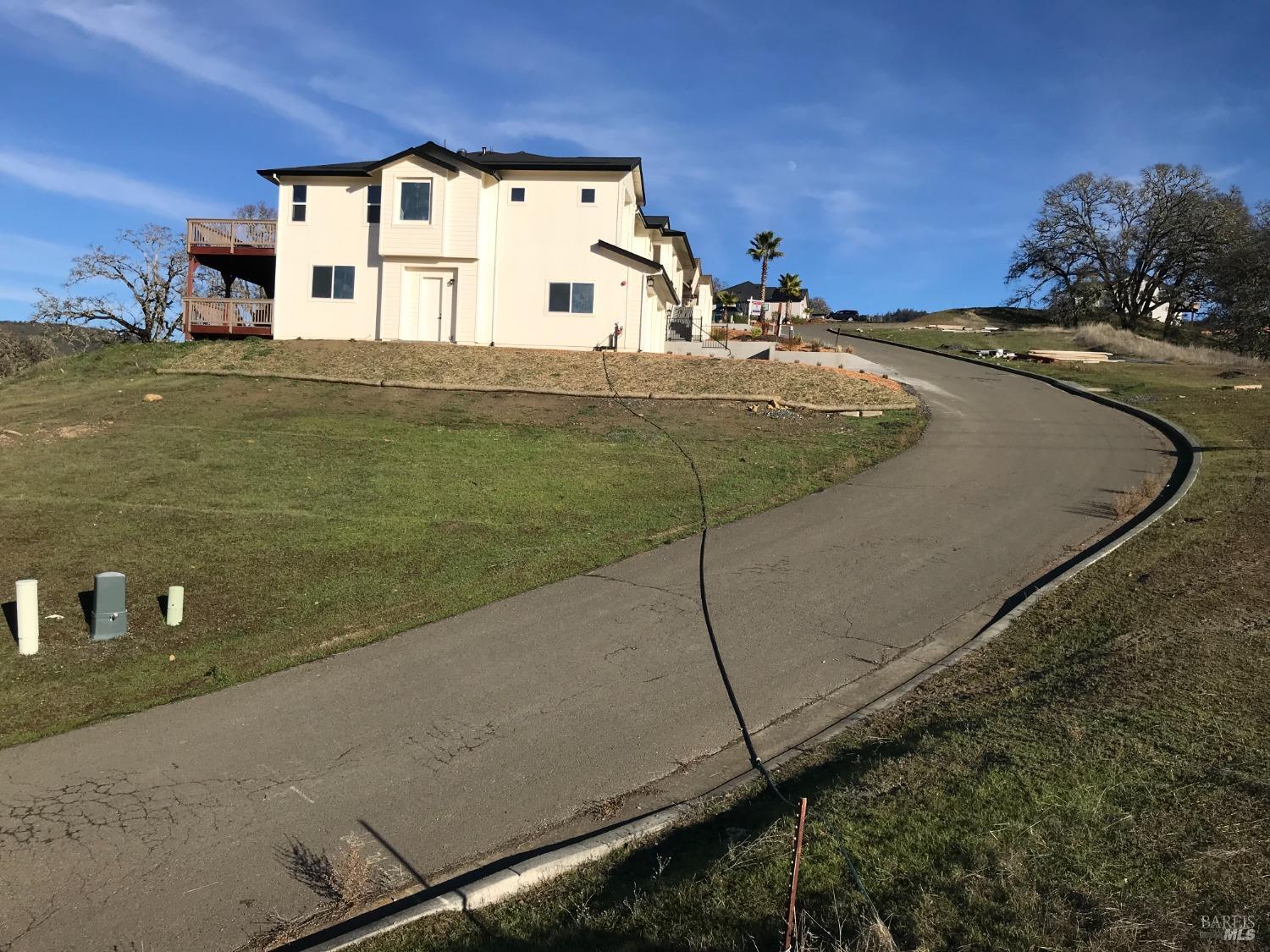 360 Tehuacan Road Ukiah CA 95482