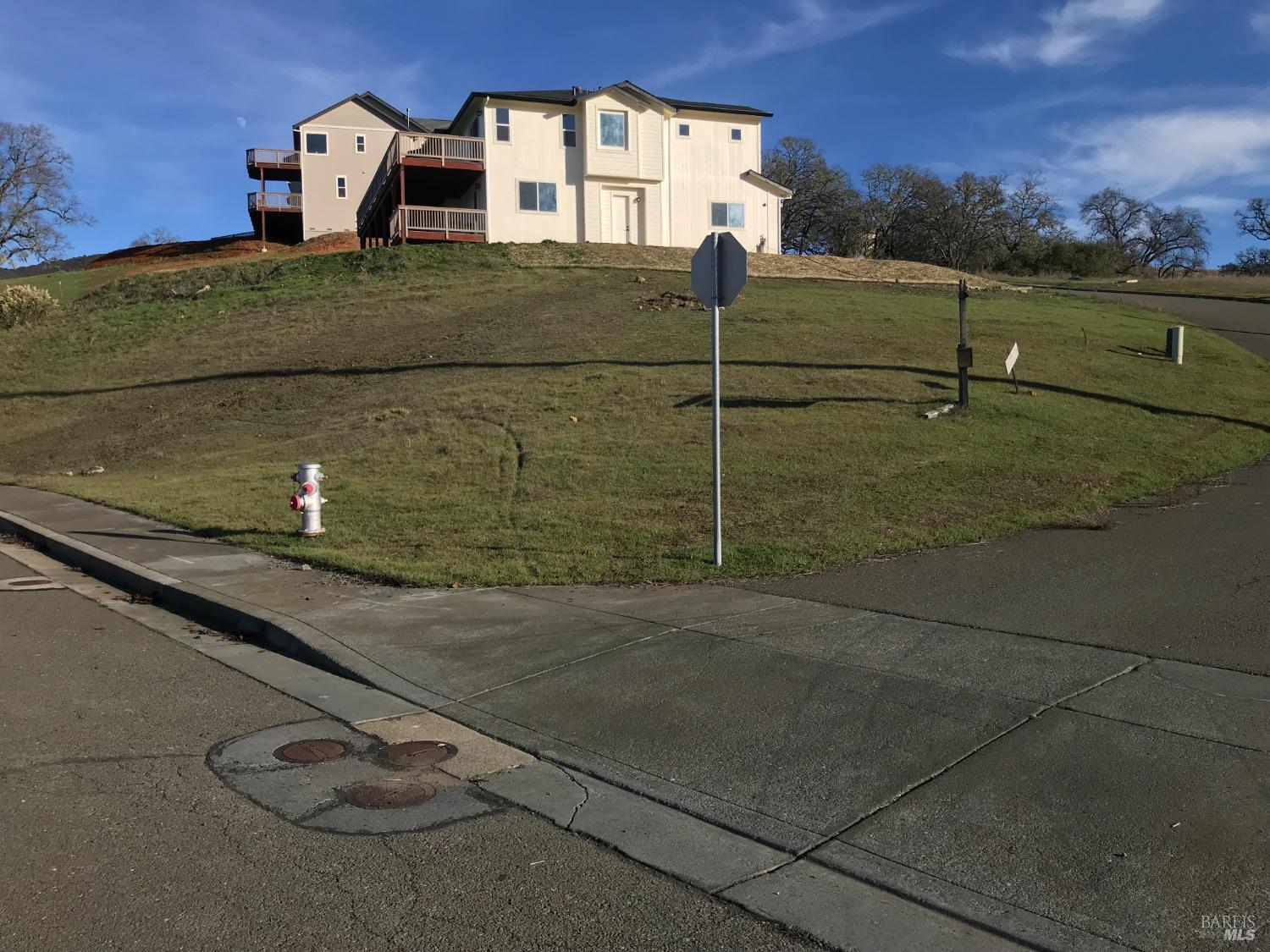 360 Tehuacan Road Ukiah CA 95482