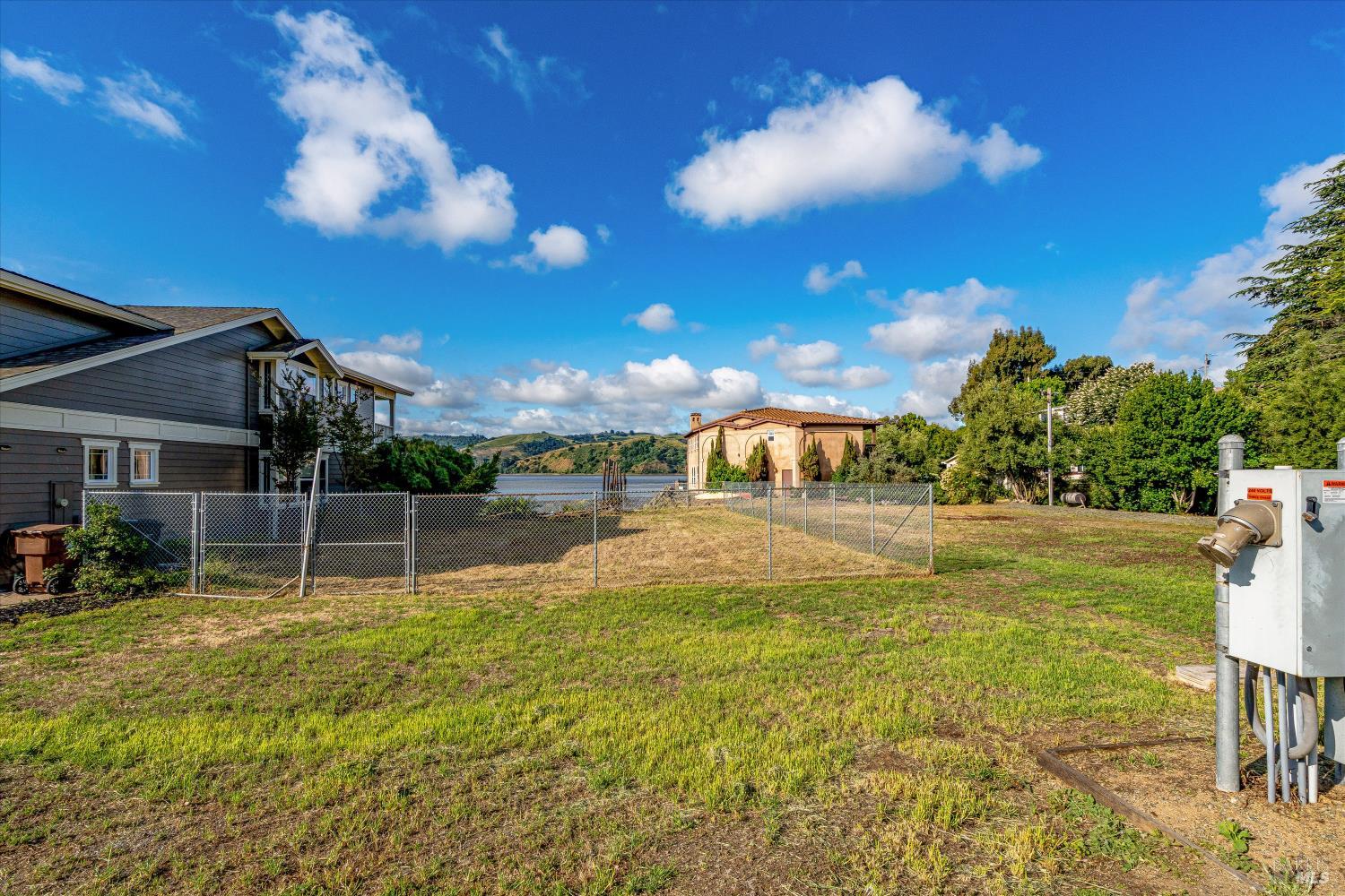 704 W I Street Benicia CA 94510