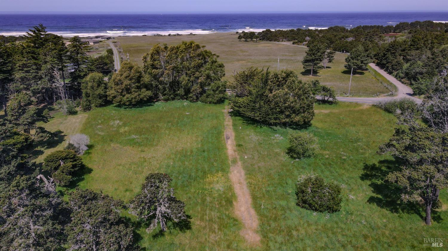 23401 N Highway 1 Highway Fort Bragg CA 95437