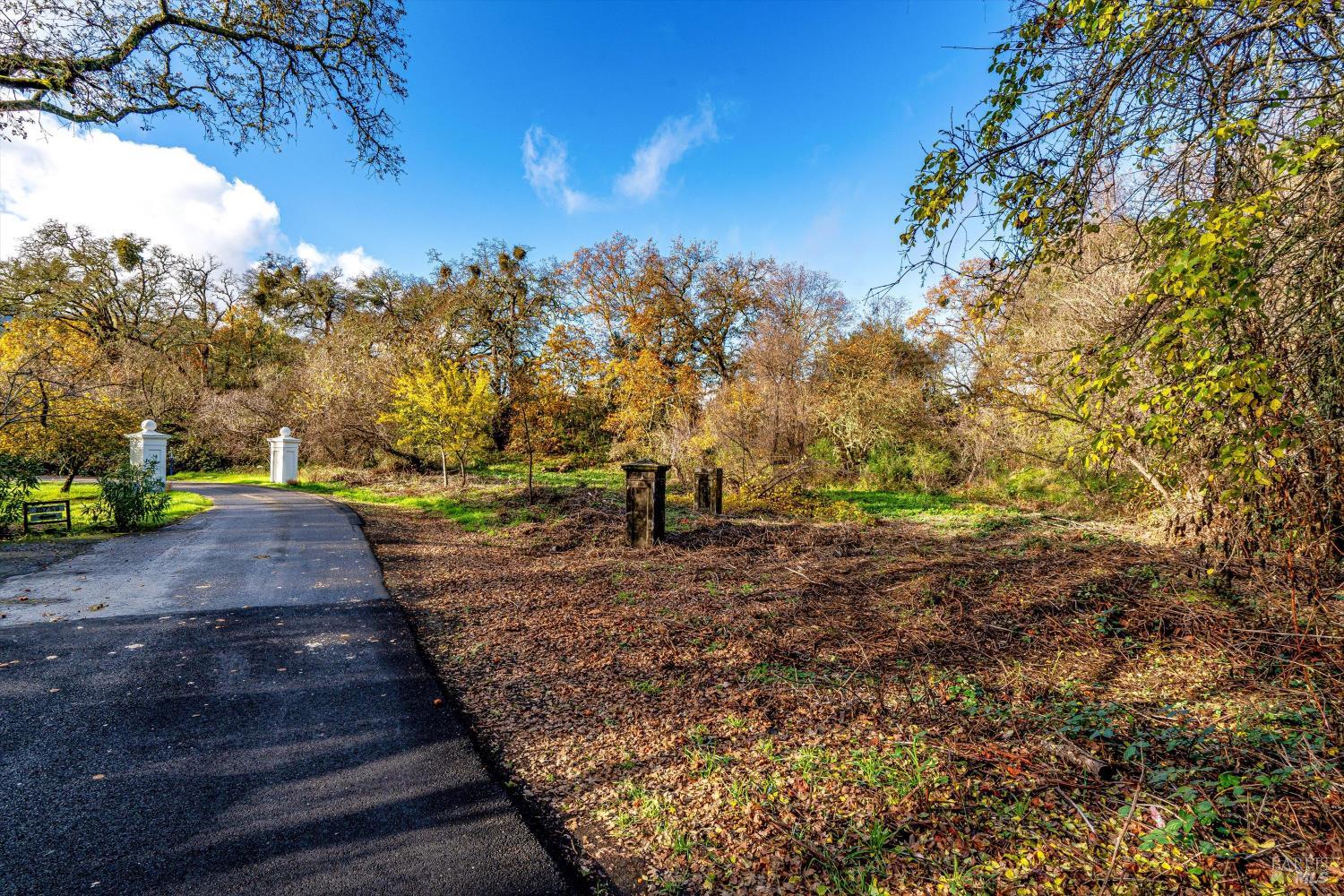 1055 Heaven Hill Road Sonoma CA 95476