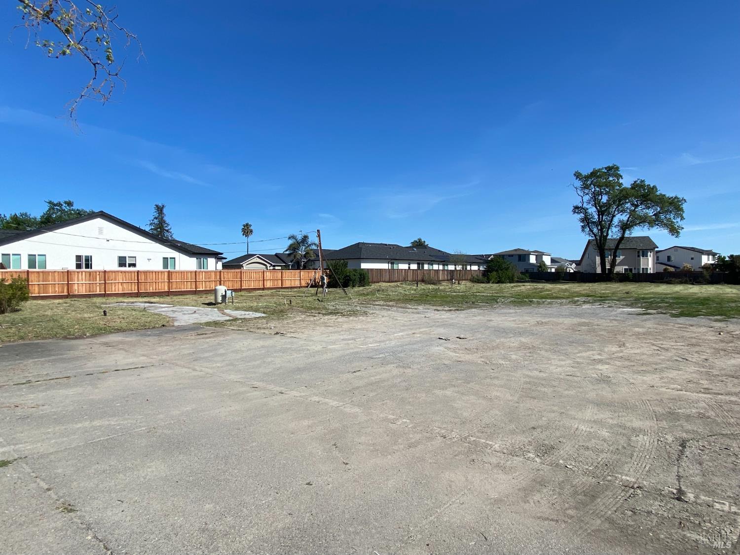 2016 Dennis Lane Santa Rosa CA 95403