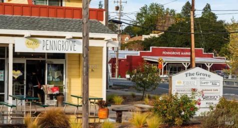 9989 Oak Street Penngrove CA 94951