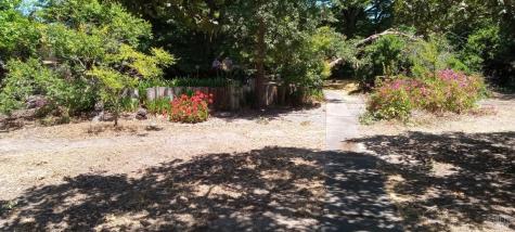 9989 Oak Street Penngrove CA 94951