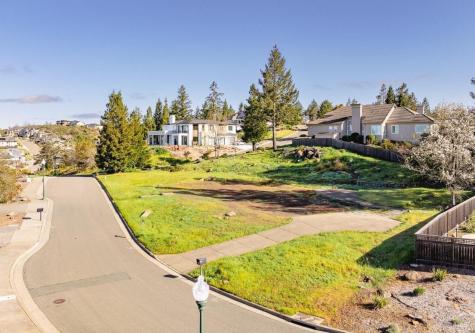 3698 Rocky Knoll Way Santa Rosa CA 95404