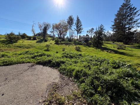 4945 Pinecroft Way Santa Rosa CA 95404