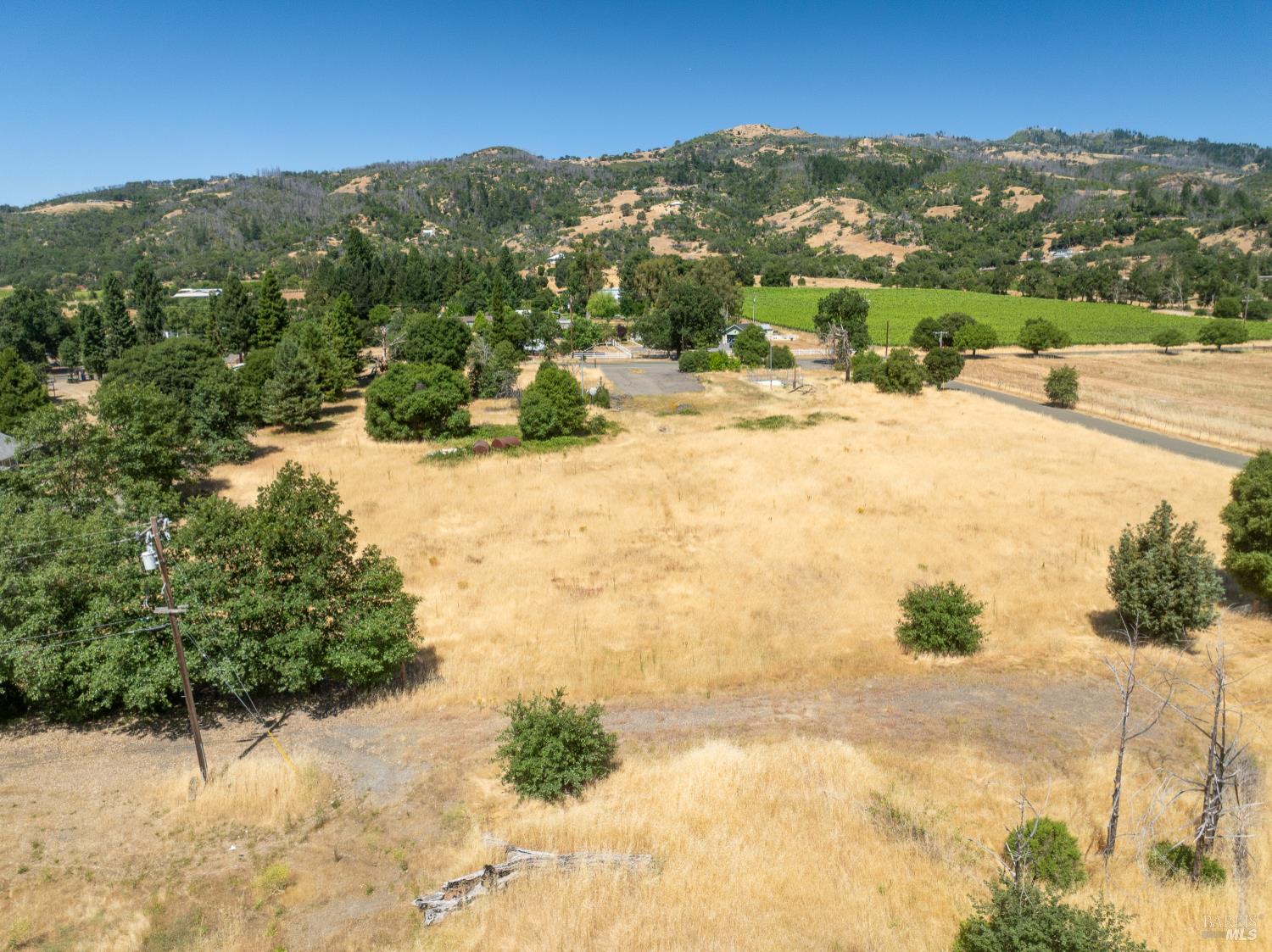10891 West Road Redwood Valley CA 95470