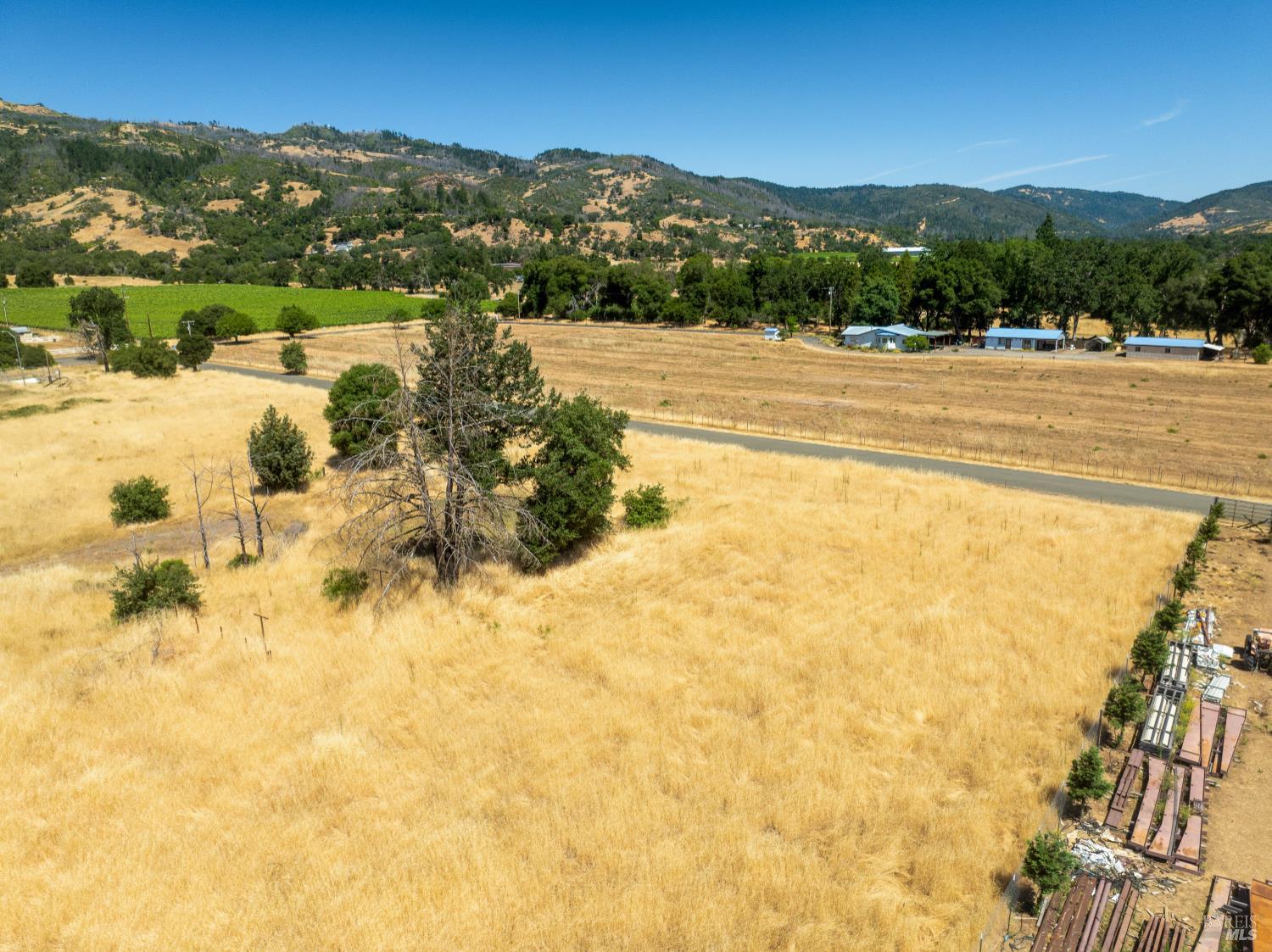 10891 West Road Redwood Valley CA 95470