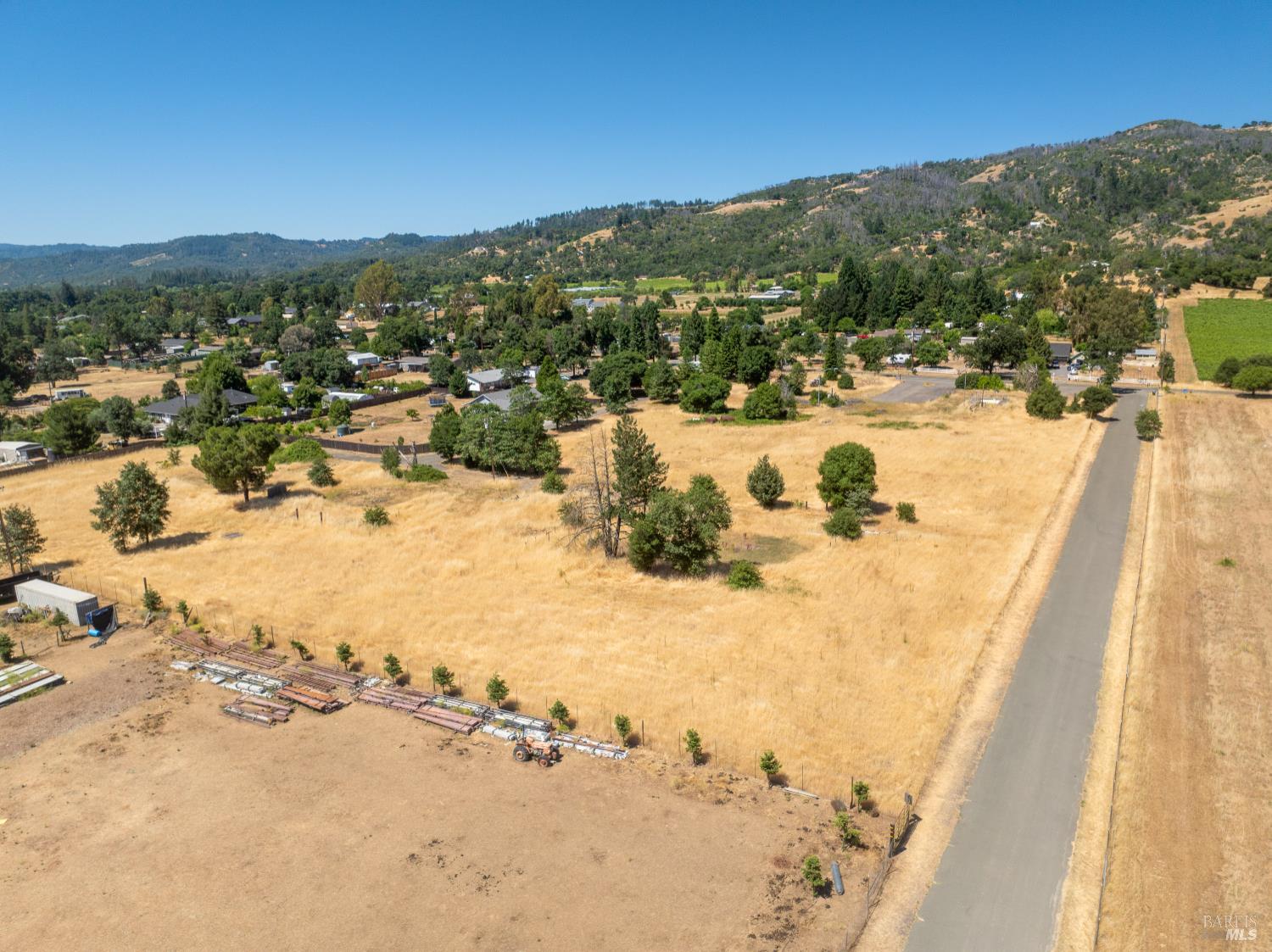10891 West Road Redwood Valley CA 95470