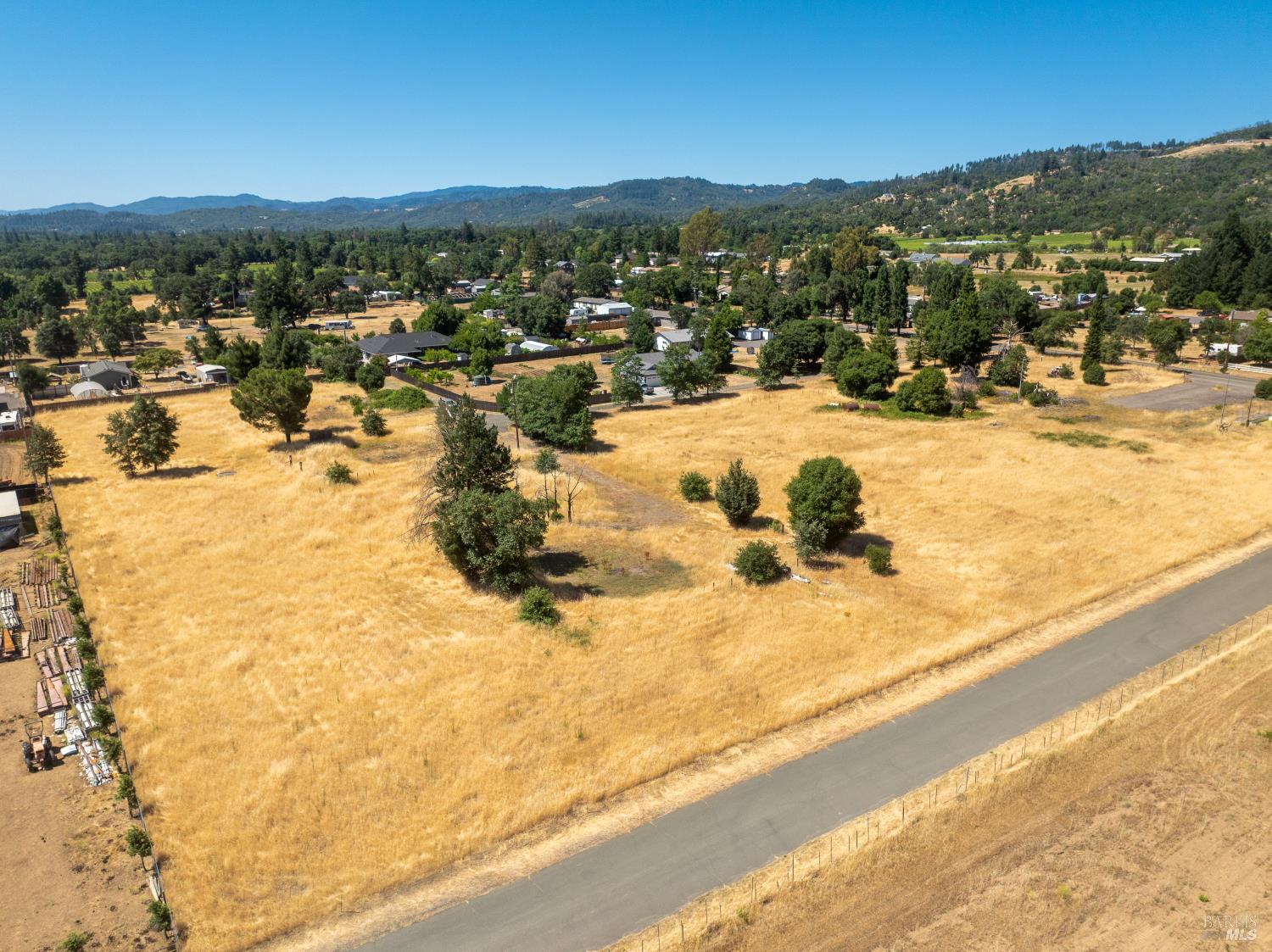10891 West Road Redwood Valley CA 95470