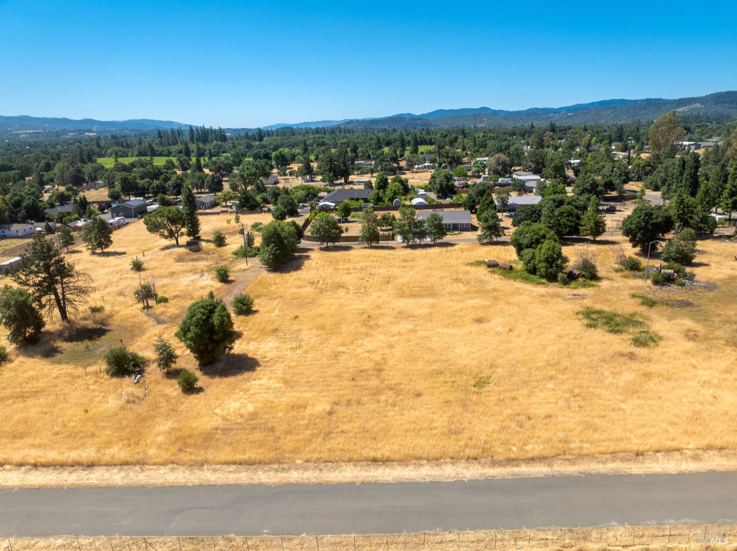 10891 West Road Redwood Valley CA 95470