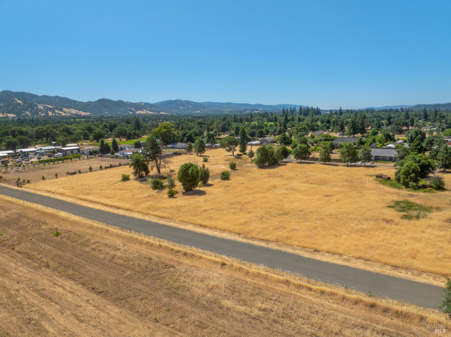 10891 West Road Redwood Valley CA 95470