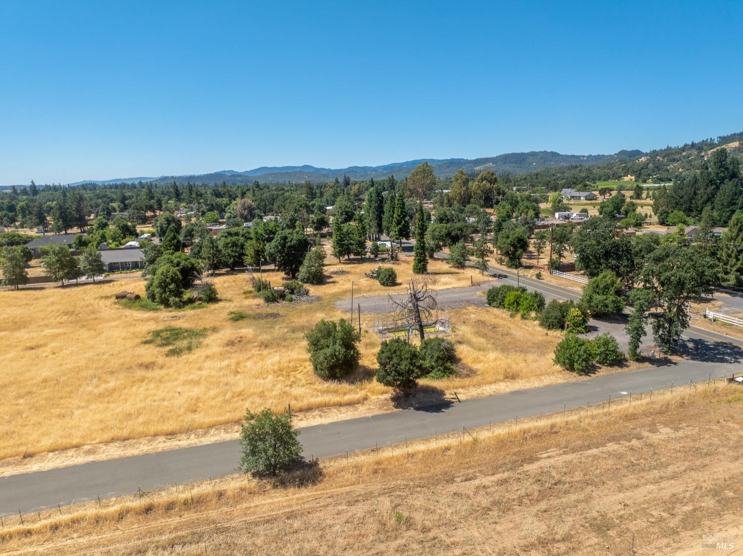 10891 West Road Redwood Valley CA 95470