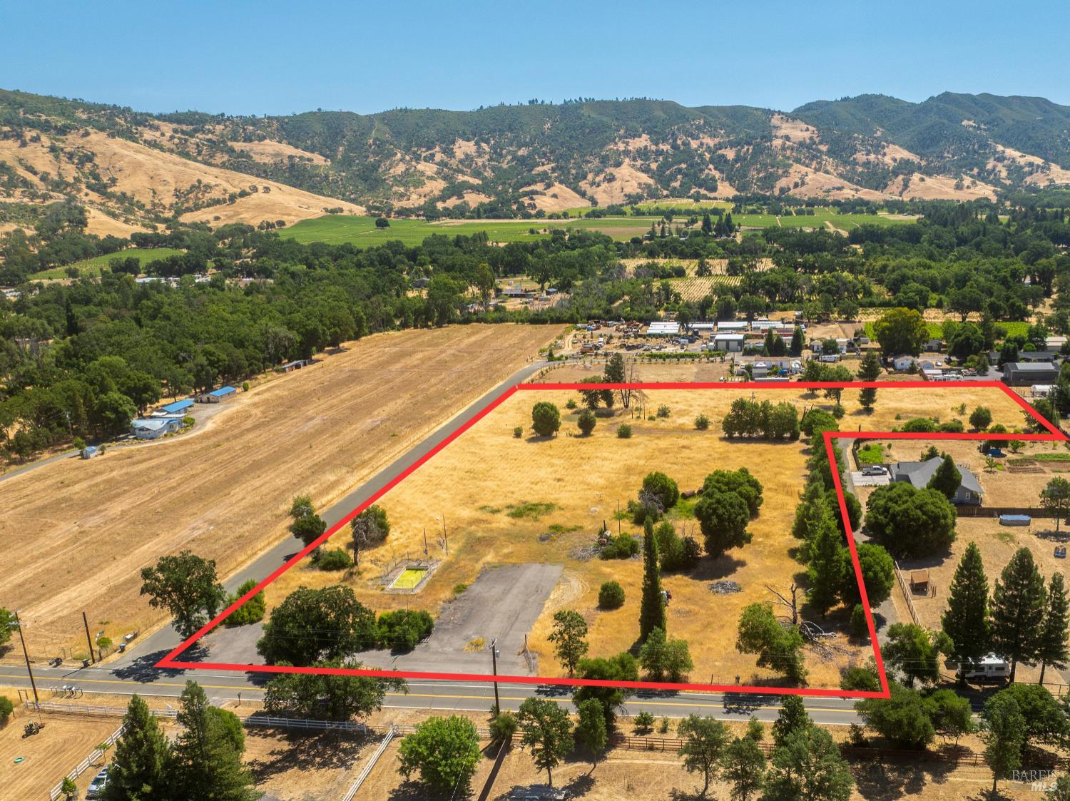 10891 West Road Redwood Valley CA 95470