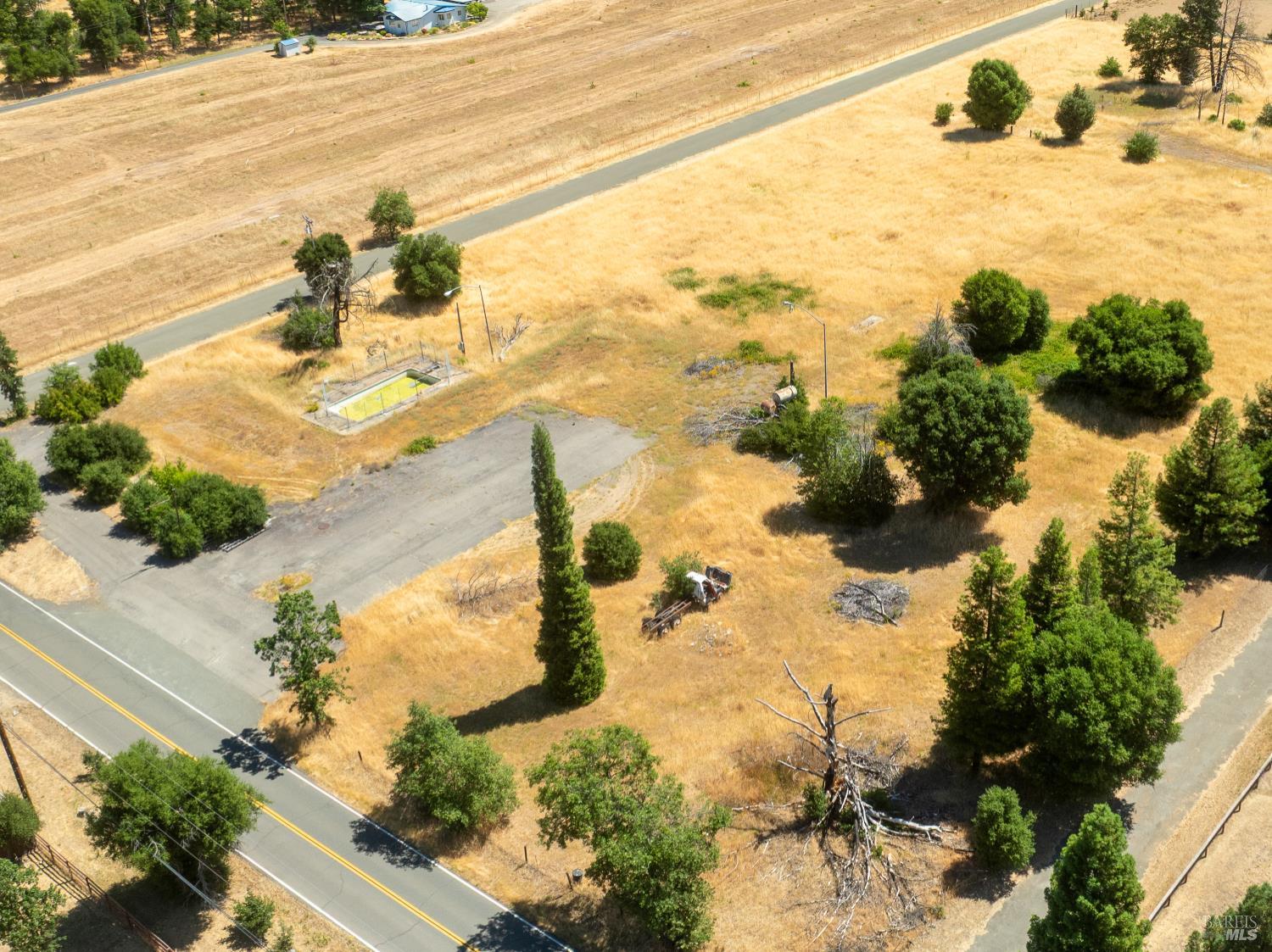 10891 West Road Redwood Valley CA 95470