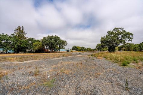 4025-4055 Sebastopol Road Santa Rosa CA 95407