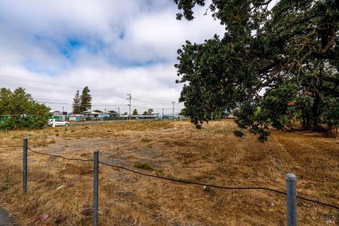 4025-4055 Sebastopol Road Santa Rosa CA 95407