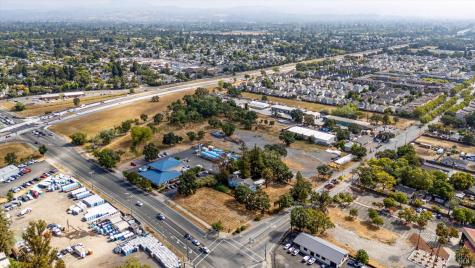 4025-4055 Sebastopol Road Santa Rosa CA 95407